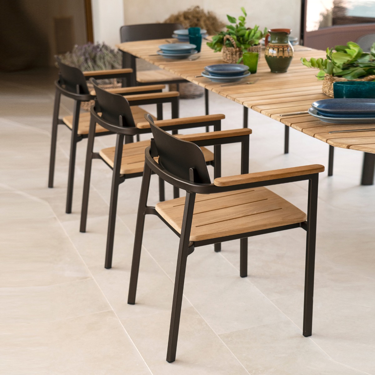 Emu dining set shine - immagine prodotto
