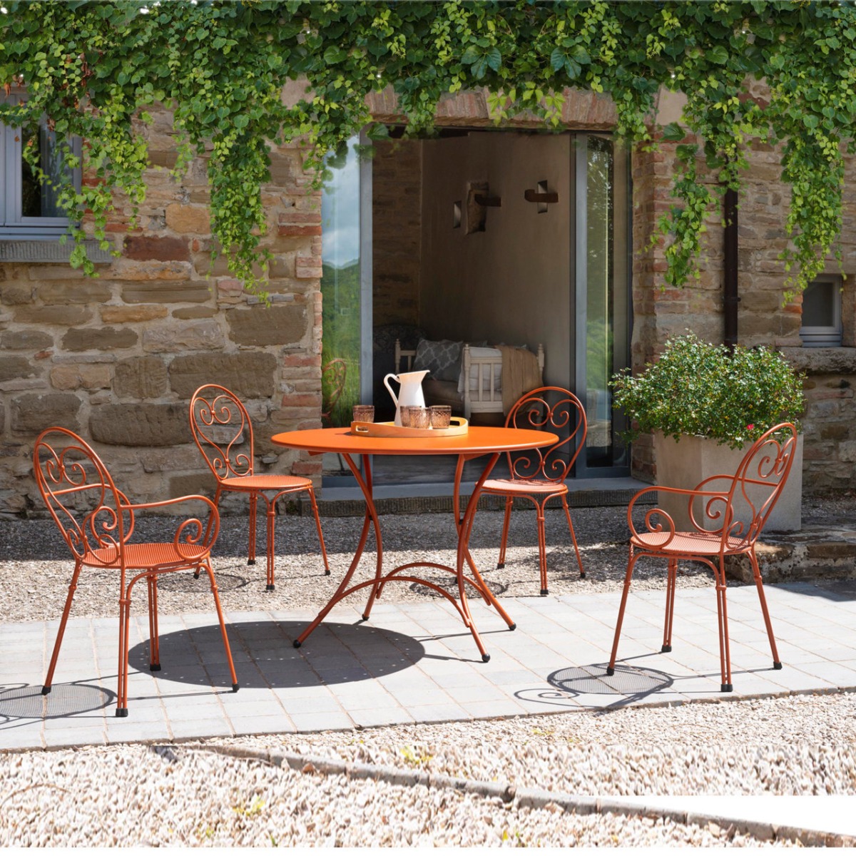 Emu dining set pigalle - immagine prodotto