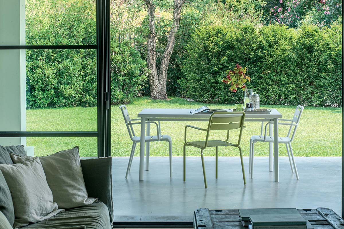 Emu dining set star 160 - miniatura prodotto